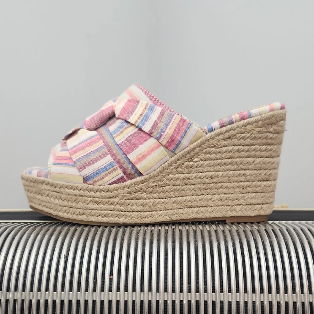 NWT- SUPER CUTE SUGAR PINK/BLUE/YELLOW STRIPED CANVAS WEDGE SANDALS W/4